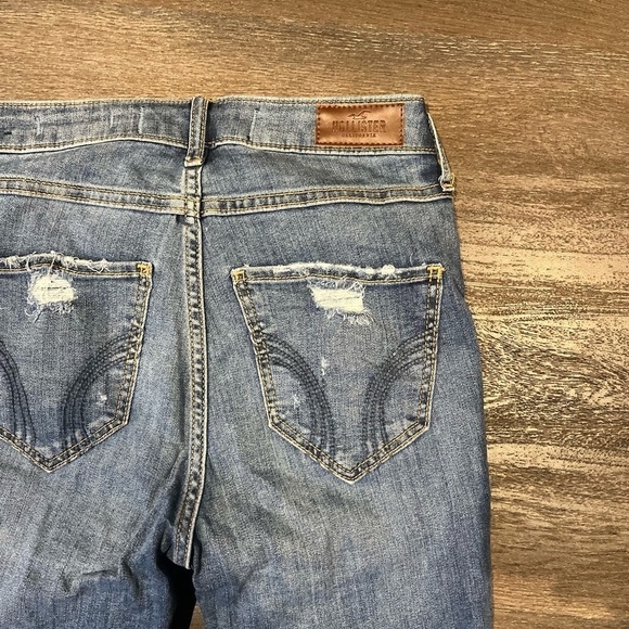 Hollister high rise jeans - Picture 6 of 7